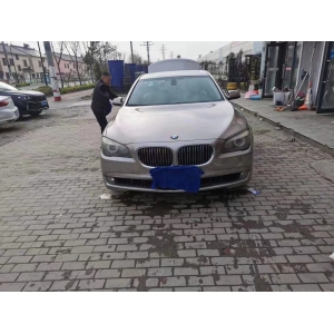 12年宝马740LI