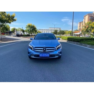16年奔驰GLA200