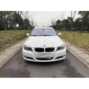 11年宝马320i